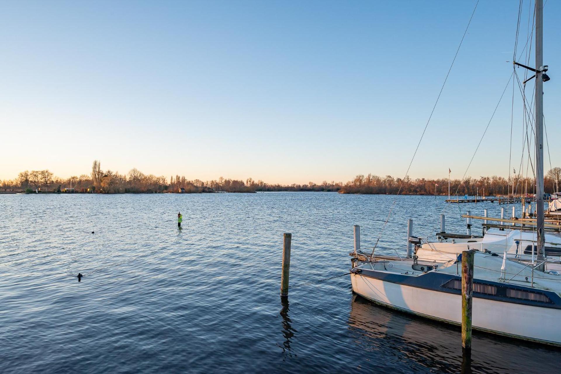 Watervillashiraz Aalsmeer Luaran gambar