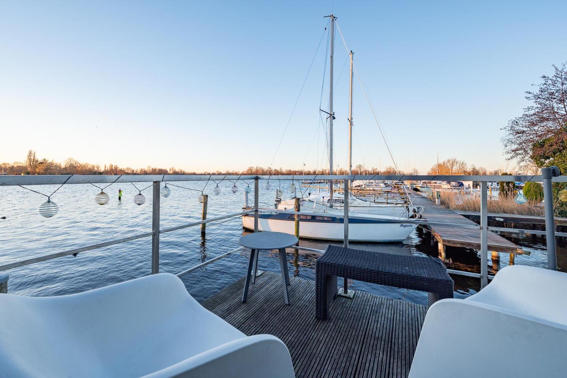 Watervillashiraz Aalsmeer Luaran gambar